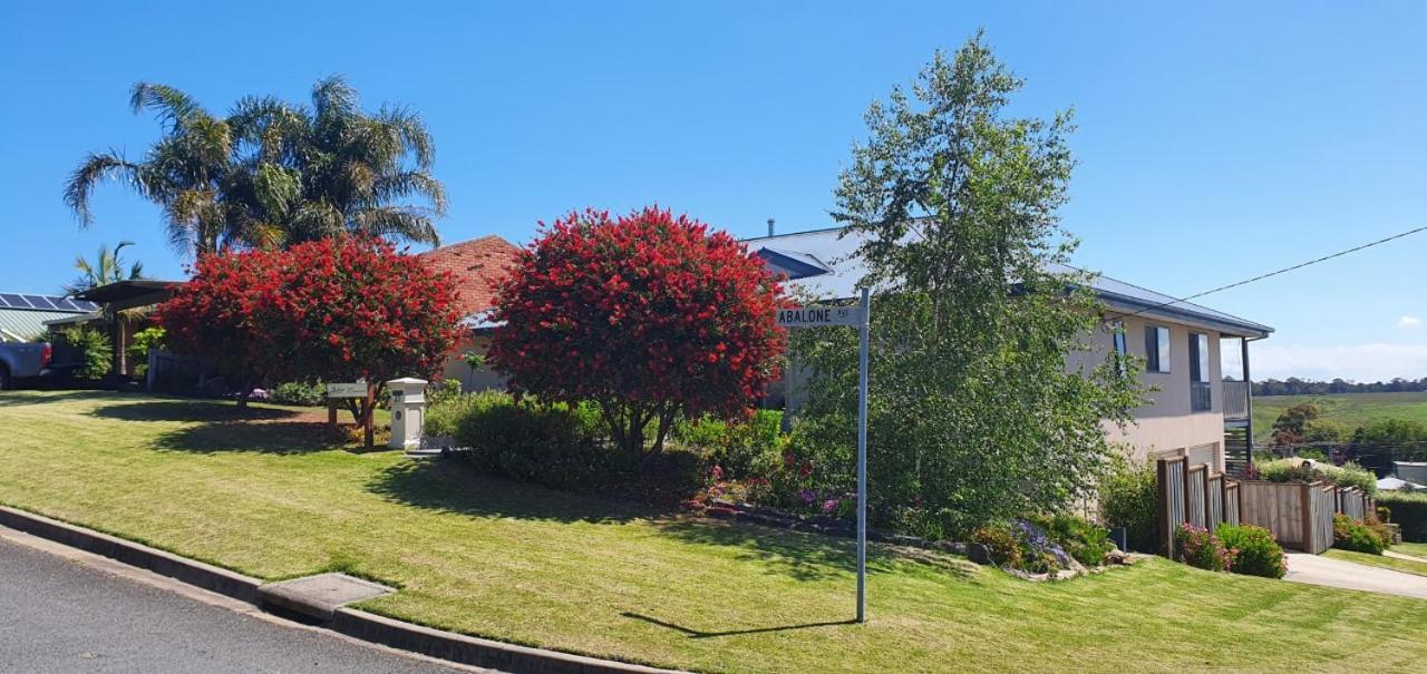 Abalone Guest Accommodation Lakes Entrance Exterior foto